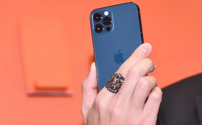 迁安苹果手机维修分享iPhone12系列重启方法教程 